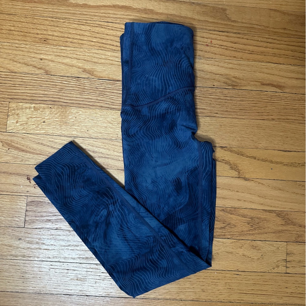 SPANX Navy Wave Leggings